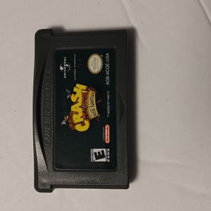 Crash Bandicoot The Huge Adventure Game Boy